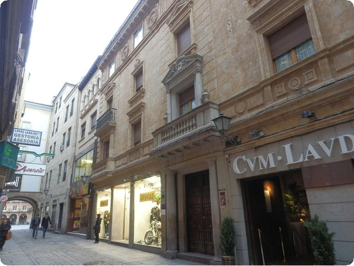 Homyat Prior Romo, Plaza Mayor Salamanca Esterno foto